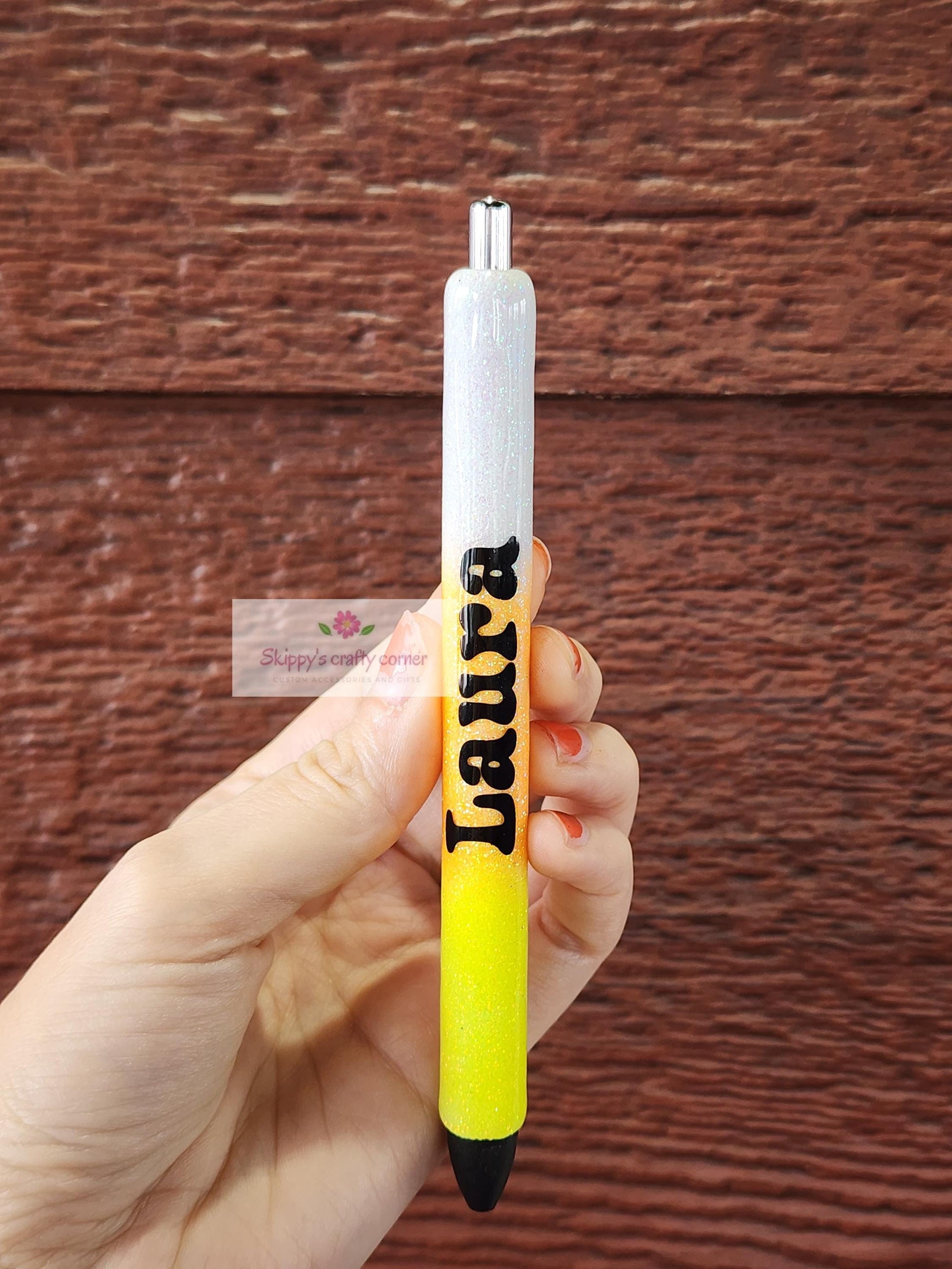 Candy Corn pen| candy glitter pen| personalized pen| glitter pen| holiday pen| nurse gift| Teacher gift| pen lover gift| pens| Halloween pen