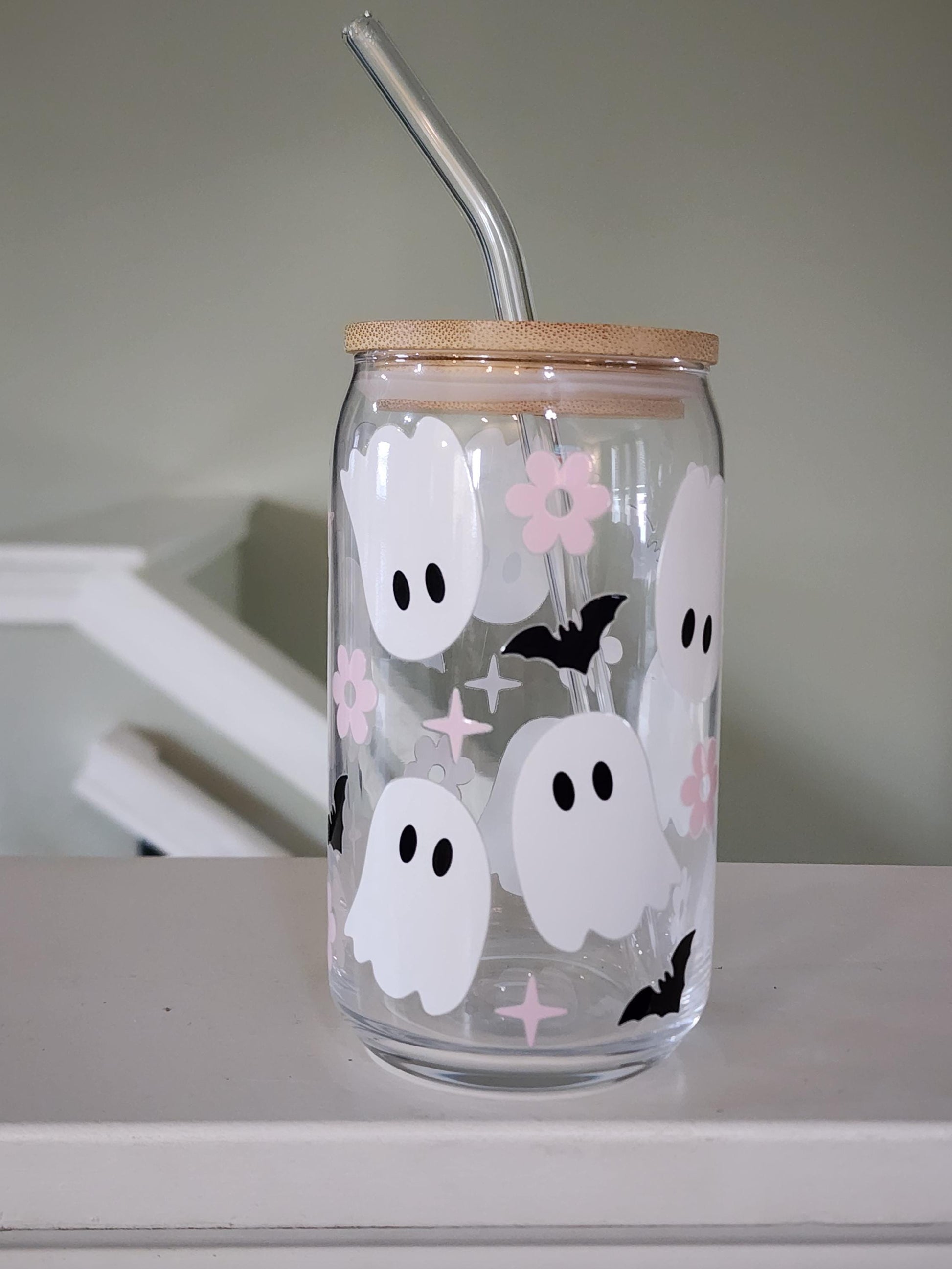 16oz ghost with bats glass can cup| Coffee cup| Halloween cup| Spooky basket gift| glass can cup| Halloween glass can cup| glass cup